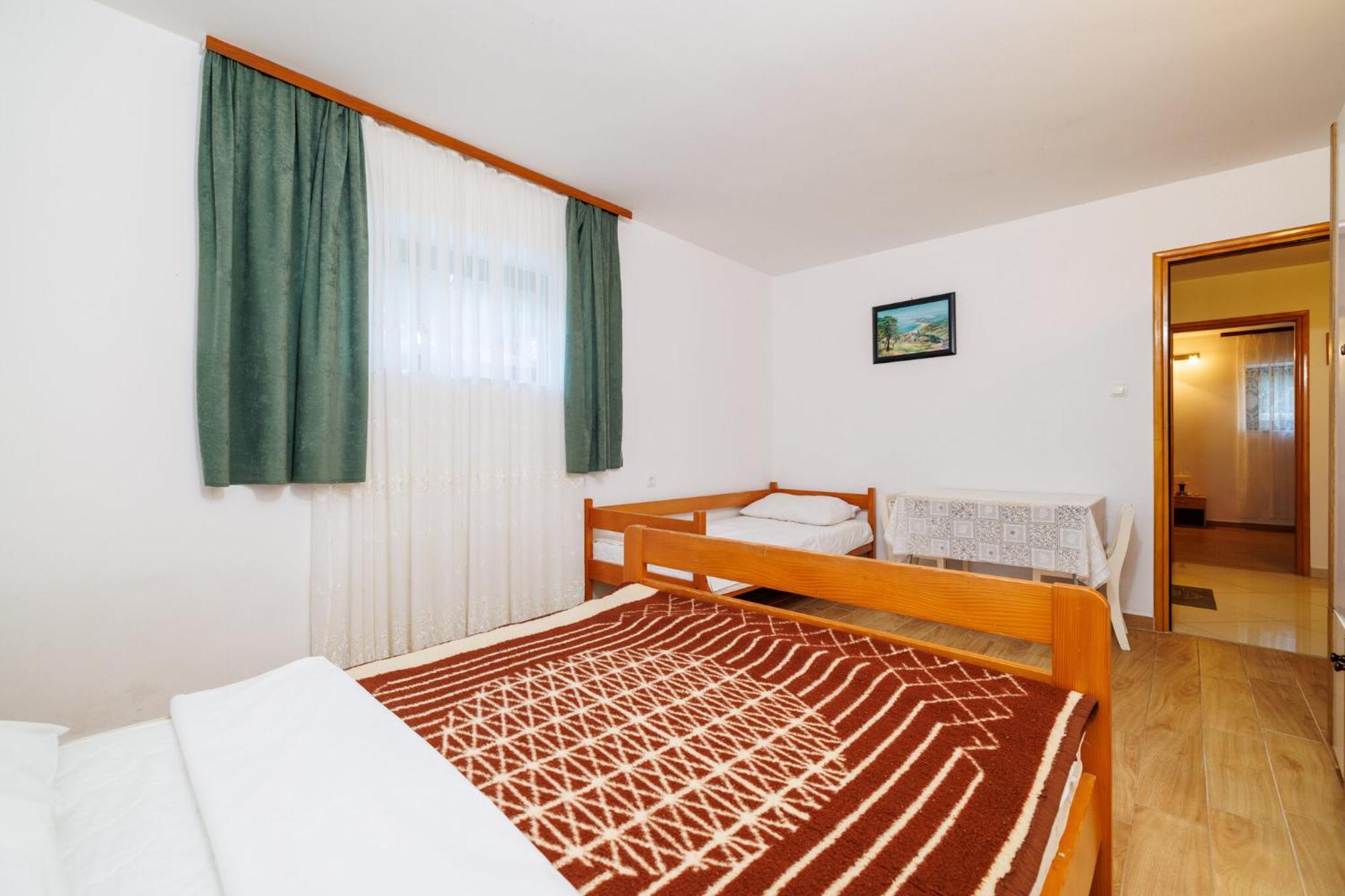 Dragan Apartment Драмал Екстериор снимка